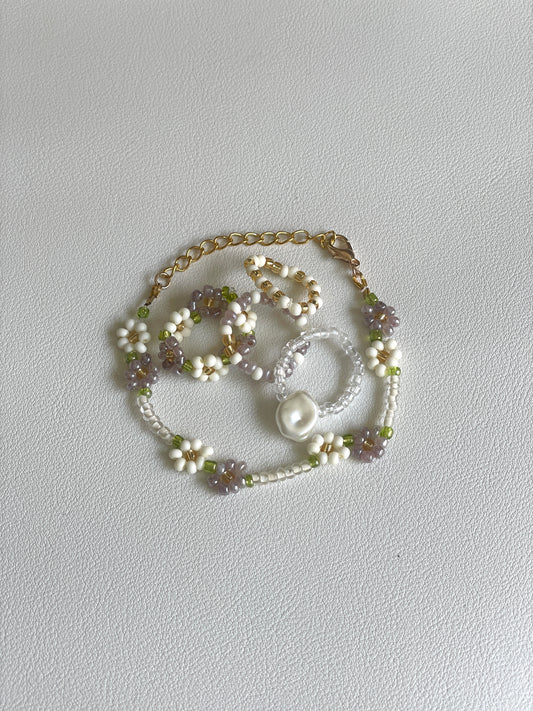 Lilac Beaded Flower Ring & Bracelet set